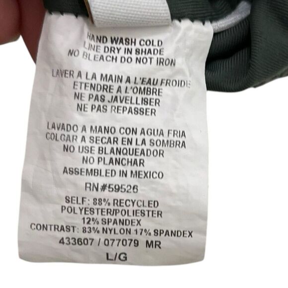 Becca by Rebecca Virtue Cora Bikini Top Women’s Size Large Multicolor Zip Camo - Picture 6 of 8